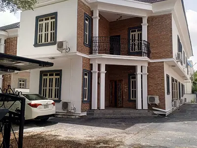 5 Bedroom Detached House — Carlton Gate, Chevron Road, Lekki, Lagos