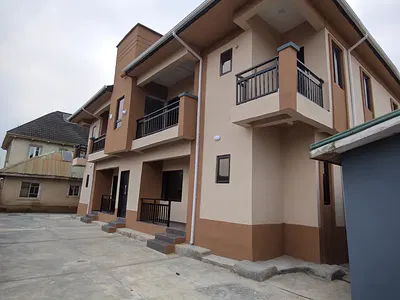 Luxury Pop 2 Bedroom Flat with 24 HRS Free Light — Short Drive From Arepo, Orimerummu, Asese, Ibafo, Ogun