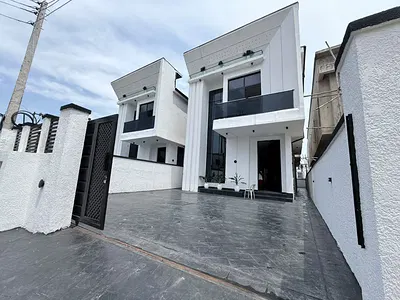 Newly Built and Well Finished Contemporary 5 Bedroom Detached Duplex — Lekki, Lagos