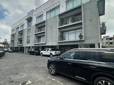 4 Bedroom Penthouse with Private Elevator — Old Ikoyi, Ikoyi, Lagos