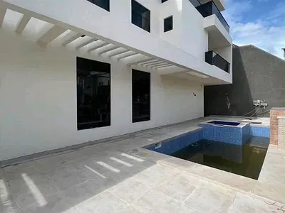 6 Bedroom Detached Duplex — Guzape District, Abuja