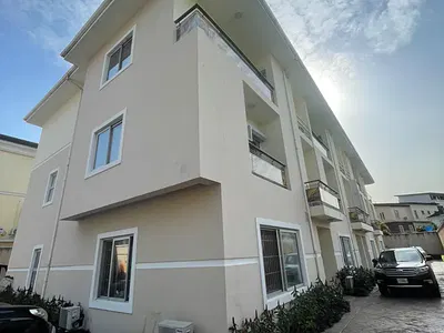 5 Bedroom Semi-Detached Duplex — Ikoyi, Lagos