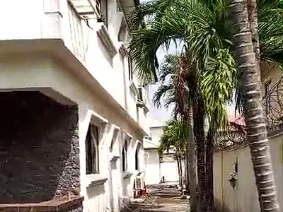 5 Bedroom Detached House — Lekki, Lagos