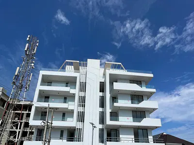 Exquisite 3 Bedroom Apartment with Elevator, Gym and Swimming Pool — Lekki, Lagos