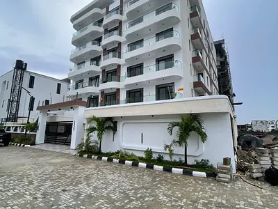 Luxury 2 Bedroom Serviced Apartment + Gym, Swimming Pool, Elevator — Lekki, Lagos