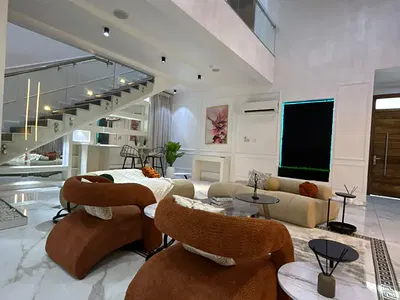 6 Bedroom Mansion — Lekki, Lagos