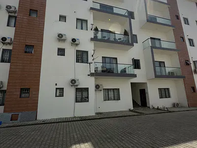 Fully Furnished 3 Bedroom Apartment + Boys Quarters — Jahi, Abuja