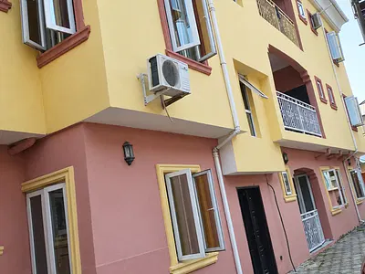 4 Bedroom Apartment Upstairs — Peninsula Estate, Behind Blenco, Sangotedo, Ajah, Lagos
