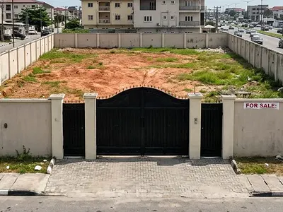 Well Situated Bare Land Plot of 3009 SQM — Admiralty Road, Lekki Phase 1, Lekki, Lagos