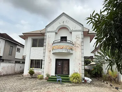 Spacious 5 Bedroom Detached Duplex with 2 Rooms BQ — Lekki, Lagos