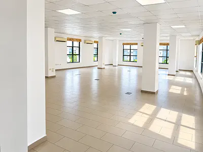 175 SQM Open-Plan Office Space — Admiralty Way, Lekki Phase 1, Lekki, Lagos