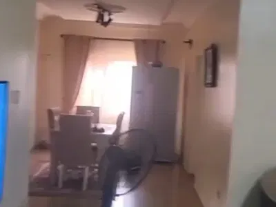 Distress Sale 3 Bedrooms Flat Ground Floor in Estate Tarred Road — Galadimawa, Abuja