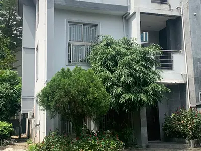 5 Bedroom Semi-Detached House with BQ — Lekki, Lagos