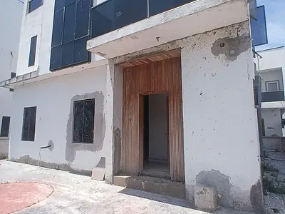 5 Bedroom Detached House — Lekki, Lagos