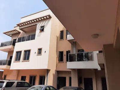 Serviced 3 Bedroom En-Suite Flat — Lekki, Lagos
