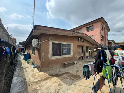 Residential Land with Demolishable Bungalow — Behind Dideolu Estate 5mins to Adeniyi Jones, Ogba, Ikeja, Lagos