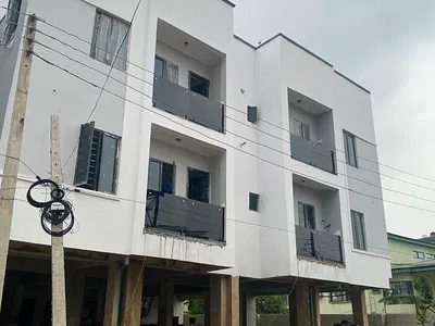 2 Bedroom Flat / Apartment — Surulere, Lagos
