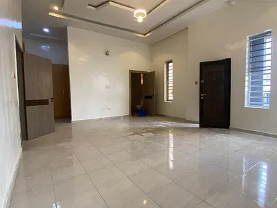 Luxury Spacious Master Bedroom Studio& Personal Prepaid Meter — Orchid Road, Lekki, Flood Free Estate and Good Light, Lekki, Lagos