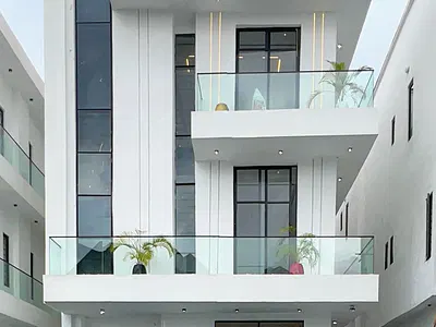Luxurious 5-Bedrooms Fully Detached Duplex with Swimming Pool and BQ — Orchid, Lekki, Lagos