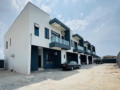 4 Bedroom Terrace Duplex Self Service — Mobil Road Ajah, Ajah, Lagos