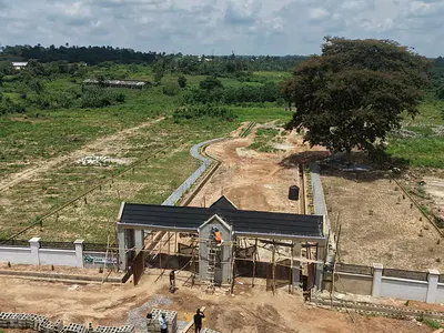 Residential Land in a Private Nature Estate — Casa Khanya Akobo Olorunda. Just 3 Minutes From Ibadan's Circular Road, Ibadan, Oyo