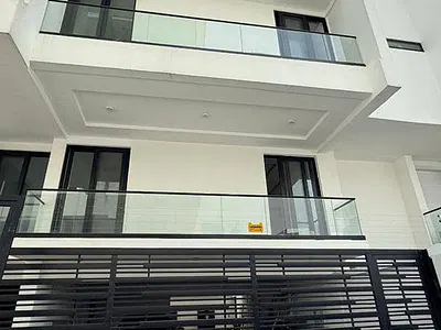 4 Bedroom Semi-Detached House — Ikoyi, Lagos