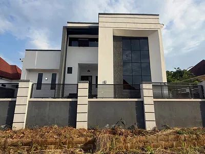 4 Bedroom Detached Bungalow with a Loft in a Secured Estate — Centenary City, Enugu, Enugu
