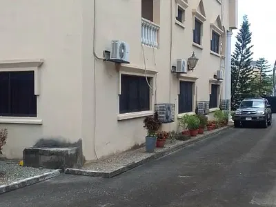 9 Bedroom House — Ikoyi, Lagos