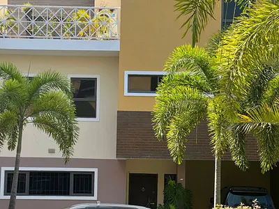 4 Bedroom Detached House — Victoria Island (VI), Lagos