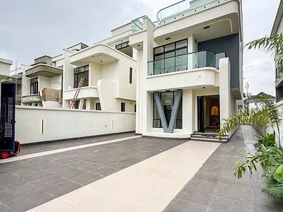 Tastefully 5 Bedroom Duplex with BQ — Lekki Phase 1, Lekki, Lagos