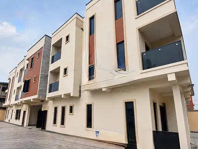 3 Bedroom Flat / Apartment — Oko-Oba, Agege, Lagos
