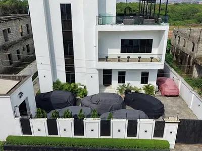 5 Bedroom Detached Duplex — Gwarinpa, Abuja