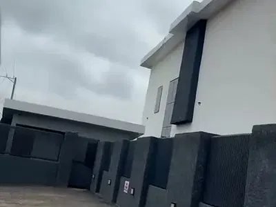 Classic Lounge with Rooftop Bar + 2 Halls on 100×100 — Amagba, Benin, Oredo, Edo