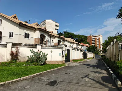 Elegant 3 Bedroom Terrace House with BQ — Ikoyi, Lagos
