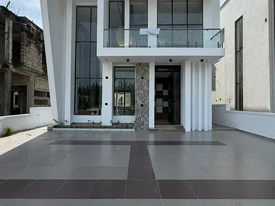 Tastefully Finished 5 Bedroom Duplex — Lekki, Lagos
