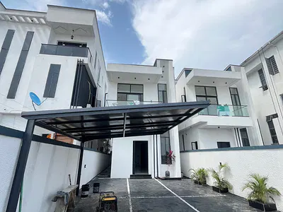 Luxury 5 Bedroom Fully Detached Smart Home with a BQ and Pool — Ajah, Lagos