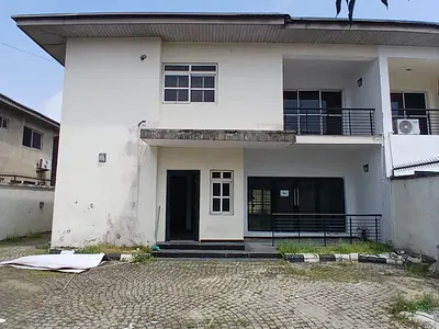 Luxury 4 Bedroom Semi-Detached Duplex with BQ — Lekki Phase 1, Lekki, Lagos