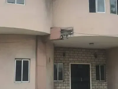 10 Bedroom Commercial House — Victoria Island (VI), Lagos