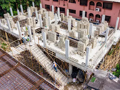 Off-Plan 2 Bedroom Apartments with Gym & 24/7 Power Supply — 18B, Moore Road, Yaba, Lagos