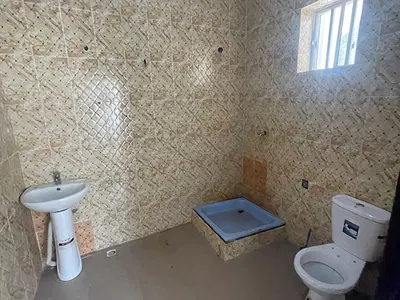 Spacious Self Contained Apartment Space Available 4 Kitchen — Lekki, Lagos