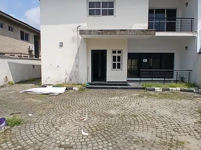 4 Bedrooms Semi-Detached with BQ — Off Admiralty Way, Lekki Phase 1, Lekki, Lagos