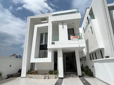 Sophisticated 5 Bedroom Fully Detached Smart Home with BQ and Cinema — Lekki Phase 1, Lekki, Lagos