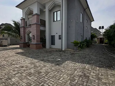 Exquisitely Furnished 4 Bedroom Fully Detached Duplex with a Pool — Karsana, Abuja
