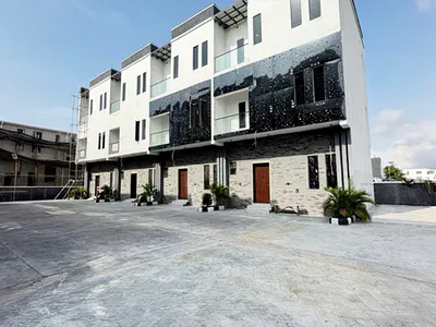Distress 4 Bedroom Terrace Triplex — Orchid, Lekki, Lagos