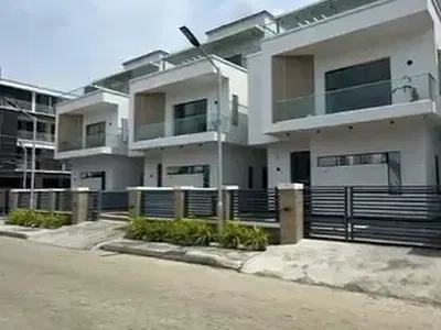 5 Bedroom Detached Duplex with Cinema Room — Osapa, Lekki, Lagos