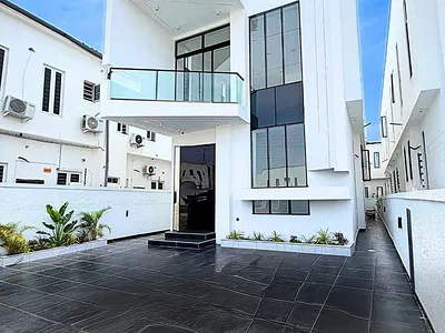 Contemporary 5 Bedroom Detached Duplex — Orchid, Lekki, Lagos