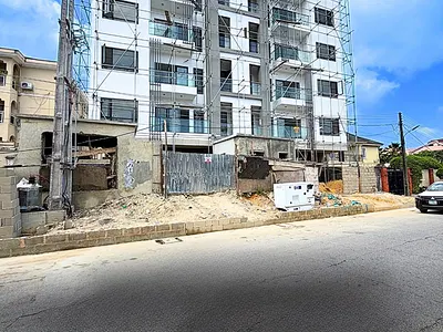 2 Bedroom Apartment with BQ & Elevator — Ikoyi, Lagos