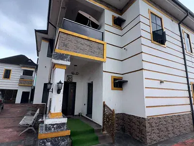 4 Bedroom Duplex with 2 Units of 1 Bedroom Apartment and Gate House — Port Harcourt, Rivers