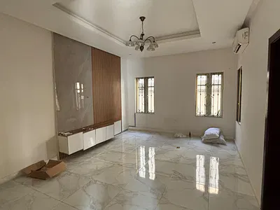 Exquisite Spacious 1 Bedroom Apartment — Admiralty Way, Lekki Phase 1, Lekki, Lagos