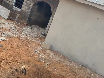 2 Bedroom and a Self Contain House — Poly Gate Road, Confort Street, Apata Yakuba Area., Ilorin South, Kwara